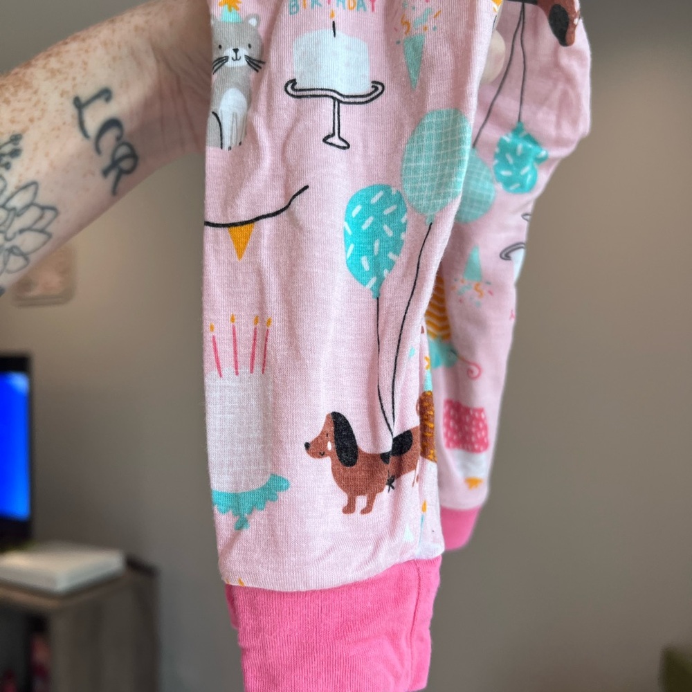 Little Sleepies Pink Party Animals Birthday Long Sleeve Pajama Set Size 12-18M - Picture 8 of 9